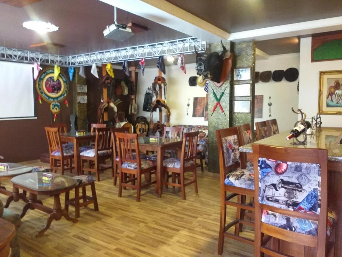 Hostal Resto - Bar "El Penon" Alausi Exterior photo